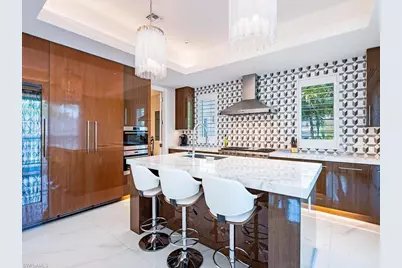 490 5th St S #101, Naples, FL 34102 - Photo 5