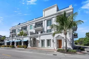 490 5th St S, Naples, FL 34102 - Photo 33