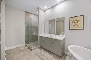 7825 Hawthorne Dr, Naples, FL 34113 - Photo 17