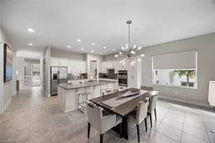 7825 Hawthorne Dr, Naples, FL 34113 - Photo 11