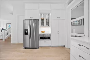 443 8th Ave S, Naples, FL 34102 - Photo 17