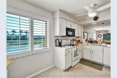 7340 Province Way #3208, Naples, FL 34104 - Photo 5