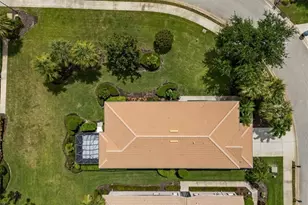 10662 Camarelle Cir, Fort Myers, FL 33913 - Photo 5