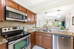 691 W Elkcam Cir, Marco Island, FL 34145 - Photo 7