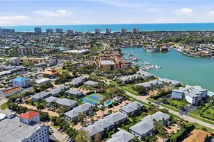 691 W Elkcam Cir, Marco Island, FL 34145 - Photo 35