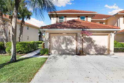 500 Robin Hood Cir #201, Naples, FL 34104 - Photo 3