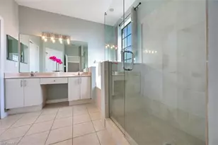 7392 Bristol Cir, Naples, FL 34120 - Photo 25