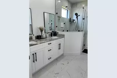 420 Chiquita Blvd N, Cape Coral, FL 33993 - Photo 25