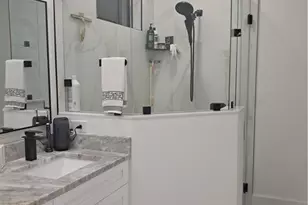 420 Chiquita Blvd N, Cape Coral, FL 33993 - Photo 17