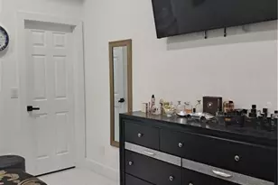 420 Chiquita Blvd N, Cape Coral, FL 33993 - Photo 7