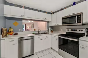 7750 Jewel Ln, Naples, FL 34109 - Photo 5