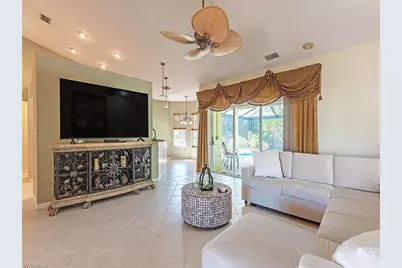 6827 Darby Ct, Naples, FL 34104 - Photo 3