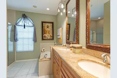 6827 Darby Ct, Naples, FL 34104 - Photo 9