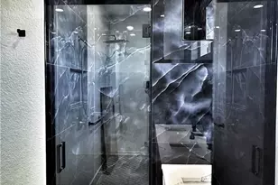 1912 SE 11th Pl, Cape Coral, FL 33990 - Photo 23