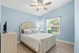 1844 W Crown Pointe Blvd, Naples, FL 34112 - Photo 27