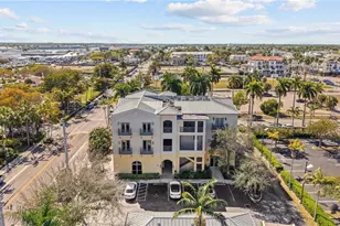 380 10th St S, Naples, FL 34102 - Photo 43