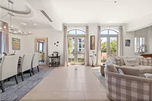 380 10th St S, Naples, FL 34102 - Photo 7