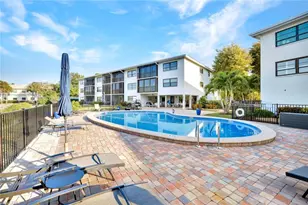 855 Ketch Dr, Naples, FL 34103 - Photo 13