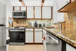 200 Forest Lakes Blvd, Naples, FL 34105 - Photo 7