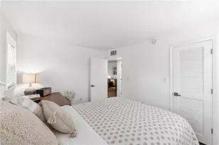 300 Forest Lakes Blvd, Naples, FL 34105 - Photo 17