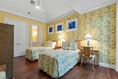 1551 Gulf Shore Blvd S, Naples, FL 34102 - Photo 21