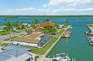 955 Iris Ct, Marco Island, FL 34145 - Photo 33