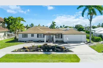 955 Iris Ct, Marco Island, FL 34145 - Photo 27