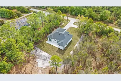 3335 66th Ave NE, Naples, FL 34120 - Photo 9