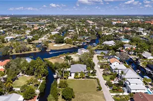 27257 Barbarosa St, Bonita Springs, FL 34135 - Photo 13