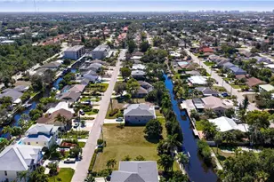 27257 Barbarosa St, Bonita Springs, FL 34135 - Photo 11