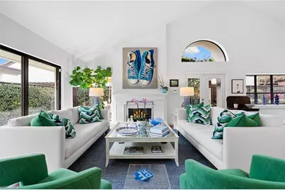 515 Bay Villas Ln, Naples, FL 34108 - Photo 1