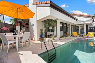 515 Bay Villas Ln, Naples, FL 34108 - Photo 5