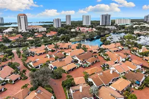 515 Bay Villas Ln, Naples, FL 34108 - Photo 25