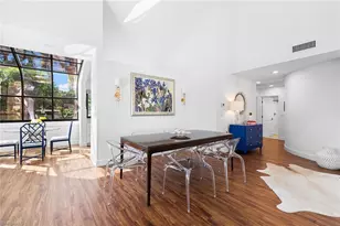 515 Bay Villas Ln, Naples, FL 34108 - Photo 11