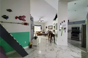 326 Dover Pl, Naples, FL 34104 - Photo 9