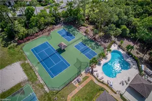 326 Dover Pl, Naples, FL 34104 - Photo 3