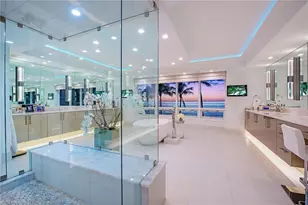 9235 Gulf Shore Dr, Naples, FL 34108 - Photo 13