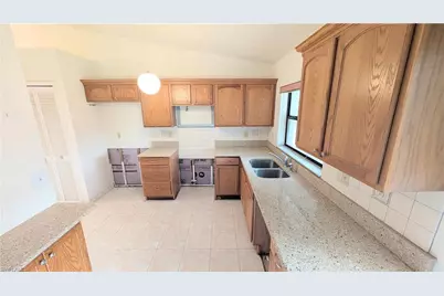 15825 Key Grass Ln, Fort Myers, FL 33905 - Photo 7