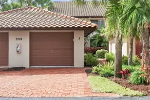 3219 Horse Carriage Way, Naples, FL 34105 - Photo 33