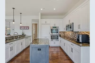 390 Oak Ave, Naples, FL 34108 - Photo 21