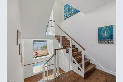 390 Oak Ave, Naples, FL 34108 - Photo 13