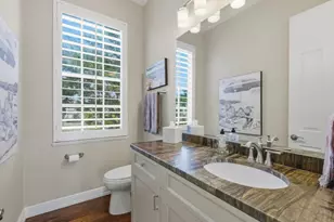 390 Oak Ave, Naples, FL 34108 - Photo 25