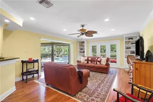 318 Burning Tree Dr, Naples, FL 34105 - Photo 5