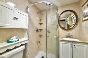 2555 9th St N, Naples, FL 34103 - Photo 7