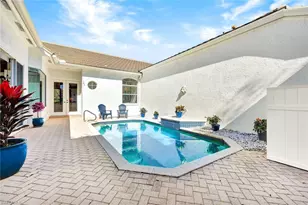 25411 Alicante Dr, Bonita Springs, FL 34134 - Photo 3