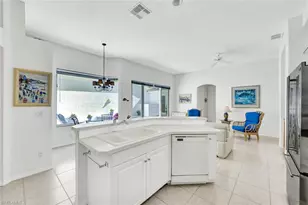 25411 Alicante Dr, Bonita Springs, FL 34134 - Photo 11