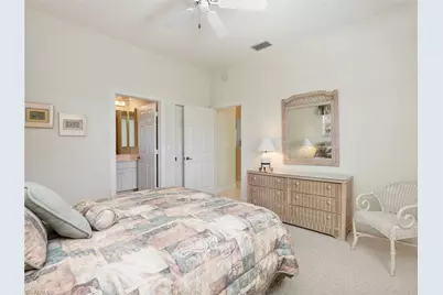 693 Vintage Reserve Cir #16C, Naples, FL 34119 - Photo 27