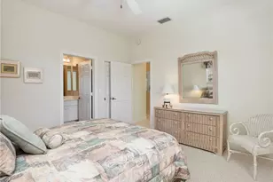 693 Vintage Reserve Cir, Naples, FL 34119 - Photo 27