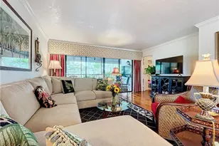 1065 8th St S, Naples, FL 34102 - Photo 21