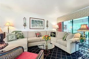 1065 8th St S, Naples, FL 34102 - Photo 25